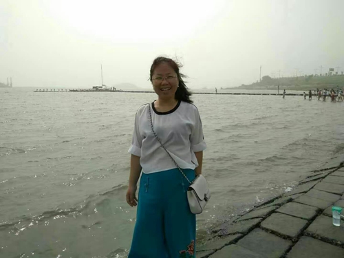 胡函寧
